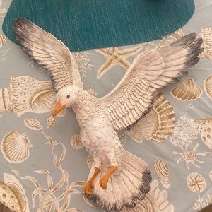 Seagull Wall patio/bedroom decor bird decor Florida birds decor 16 x17✨